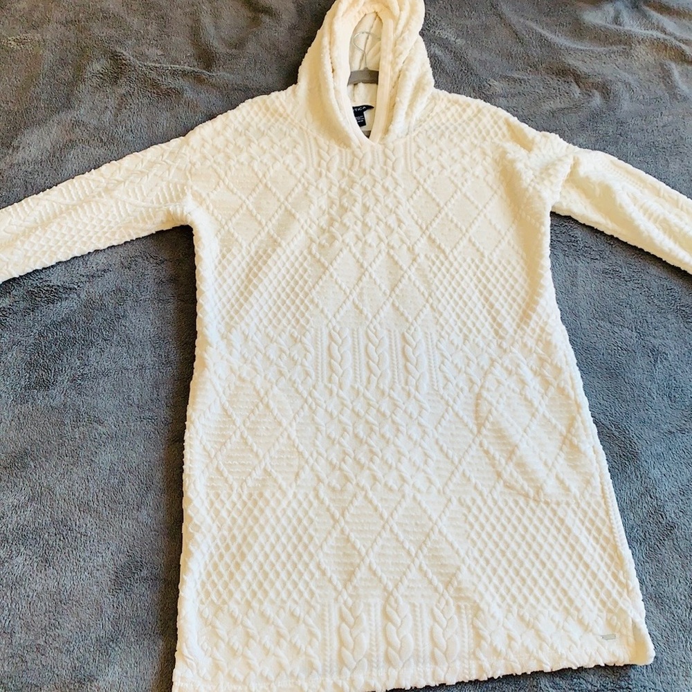 Nautica White Plush Textured Hooded Lounge Dress